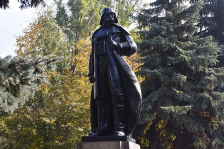 Пам'ятник Дарт-Вейдеру